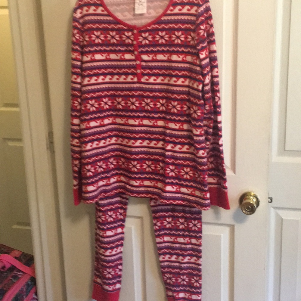 🌻Vinyard Vines pajamas
